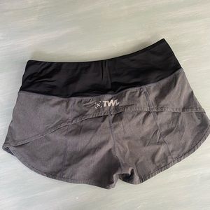 TWL athletic shorts 2.5” motion